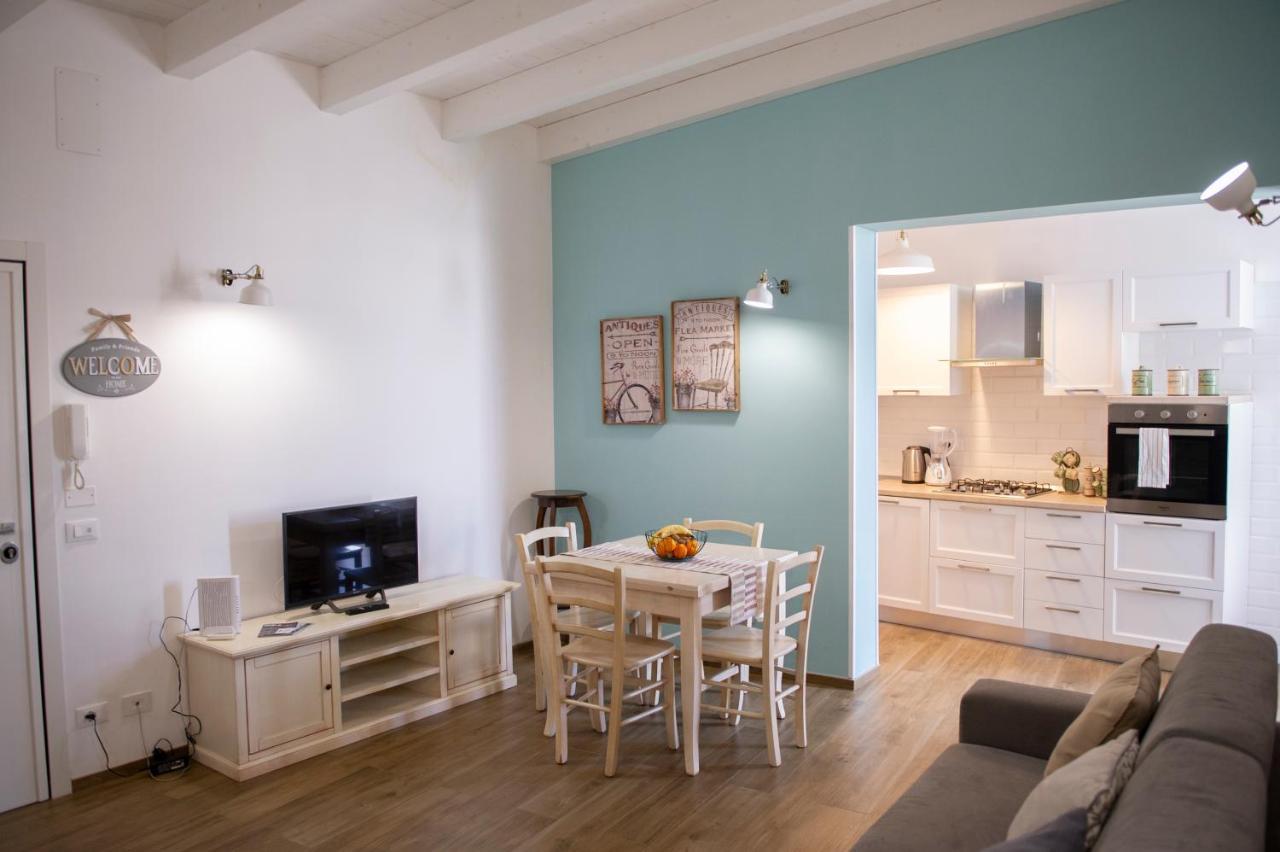 Color Apartment Monopoli Exteriör bild