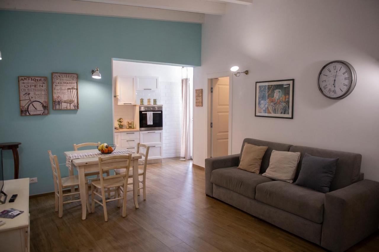 Color Apartment Monopoli Exteriör bild
